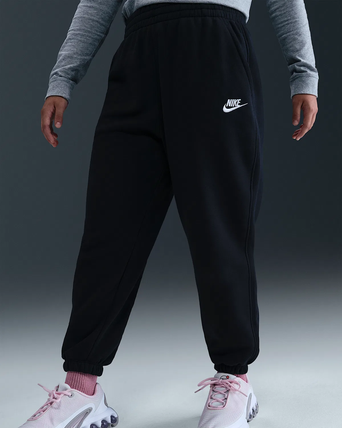 Детские свободные штаны (удлиненный размер) Nike Sportswear Club Fleece, Black/Black/White — фото 2