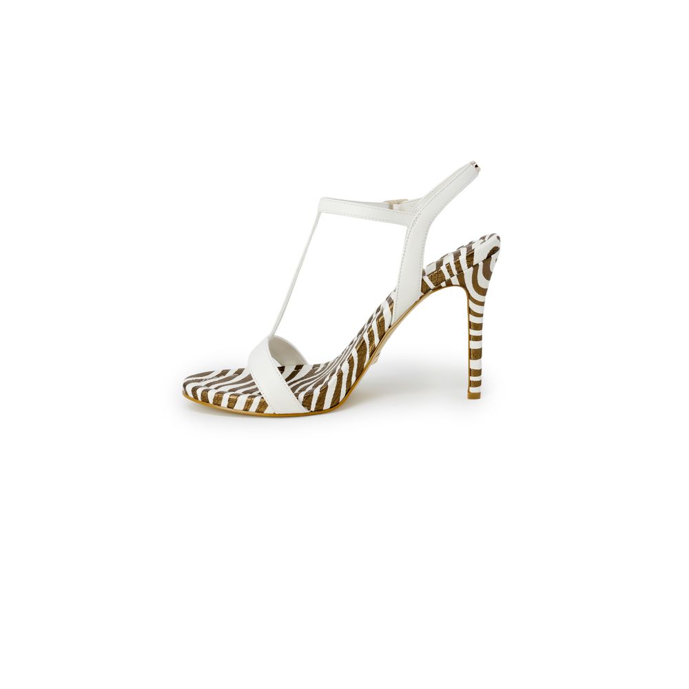 Туфли-лодочки из белой кожи GUESS — фото 2