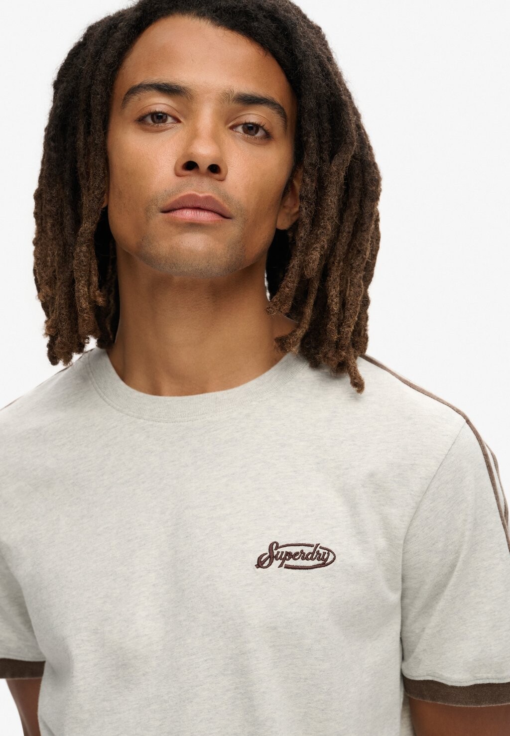 Футболка с принтом ESSENTIAL RETRO STRIPED  Superdry, светло-серый — фото 2