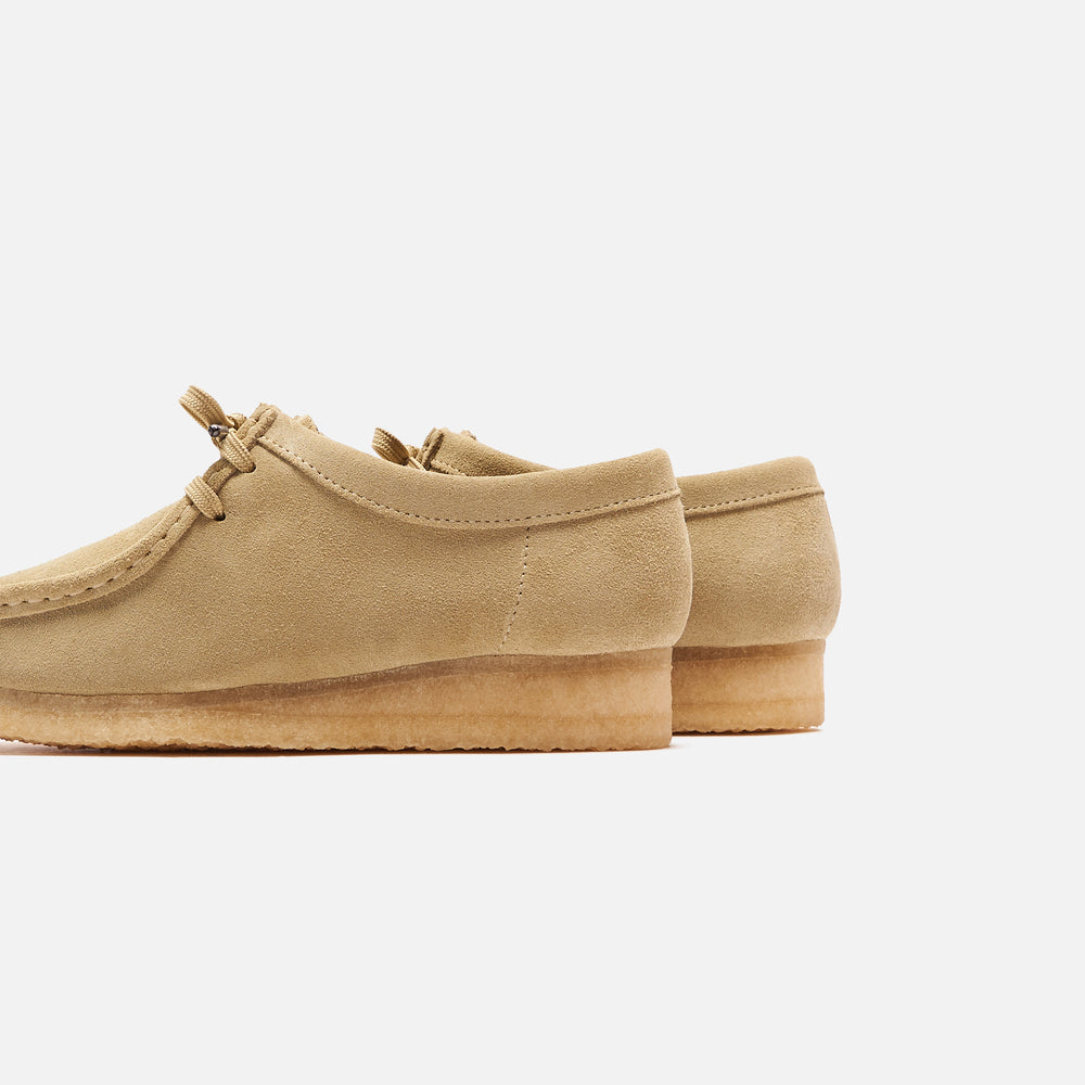 Ботинки женские Clarks WMNS Wallabee замшевые на толстой подошве, бежевый — фото 4