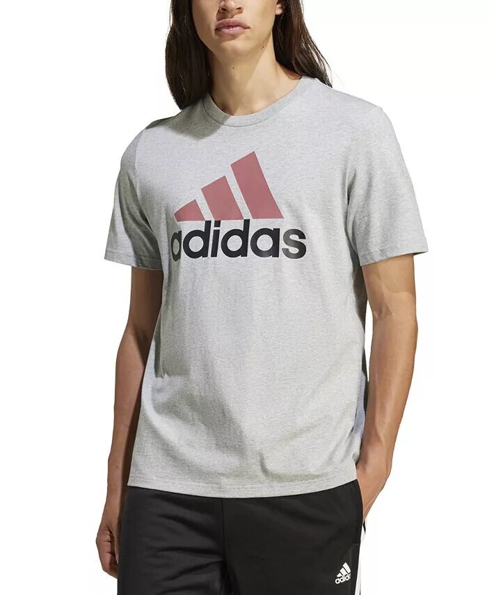 

Мужская футболка Essentials Regular-Fit с графическим логотипом adidas, серый