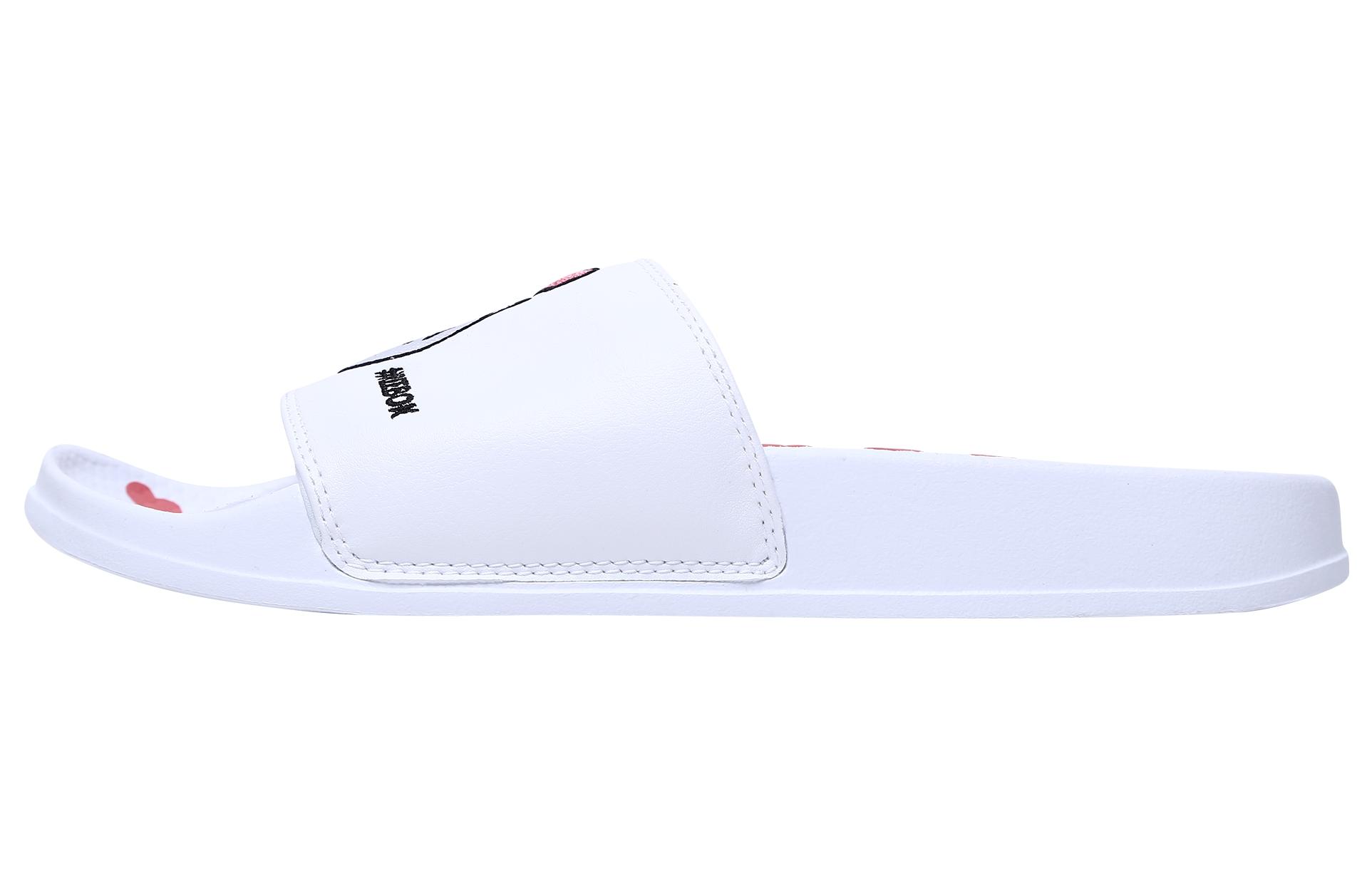 Reebok ClassicДругие шлепанцы унисекс