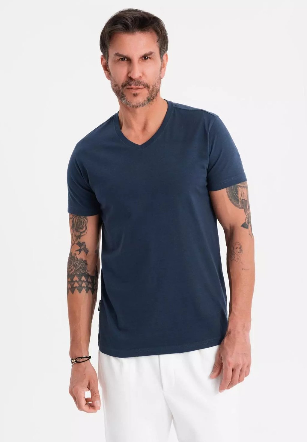 

Базовая футболка CLASSIC WITH A V-NECK Ombre, темно-синий