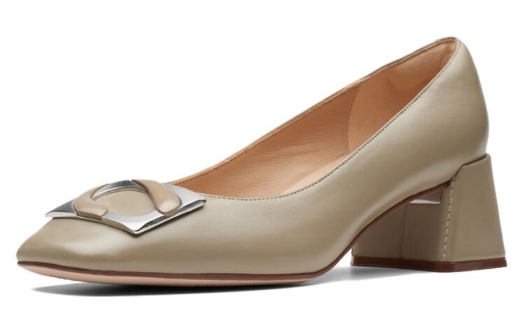 Туфли на высоком каблуке женские светло-хаки Clarks — фото 3