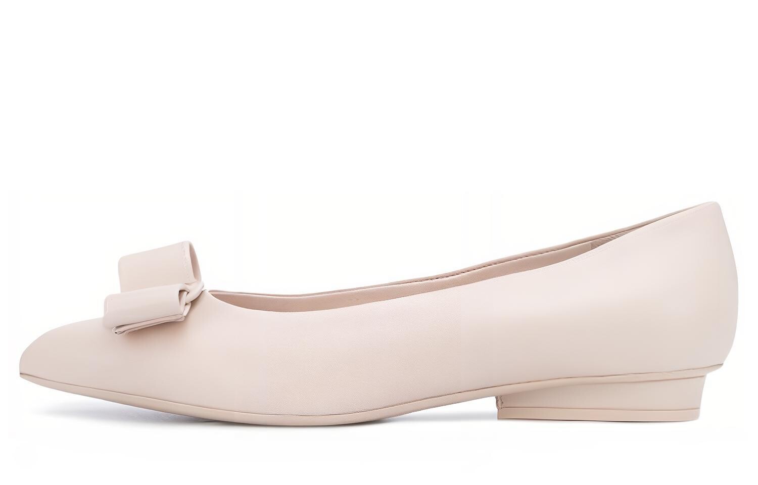 Женские туфли Ferragamo, белый