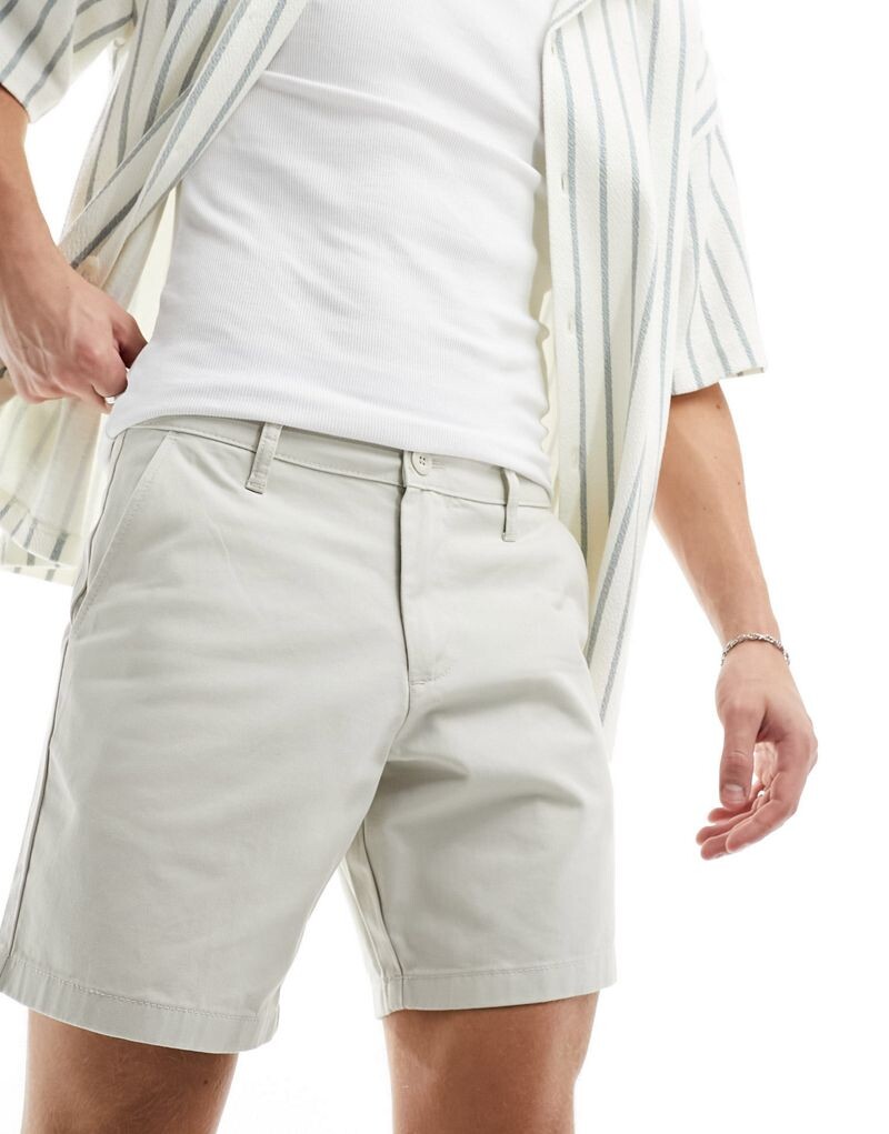 

Узкие эластичные шорты чинос ASOS DESIGN