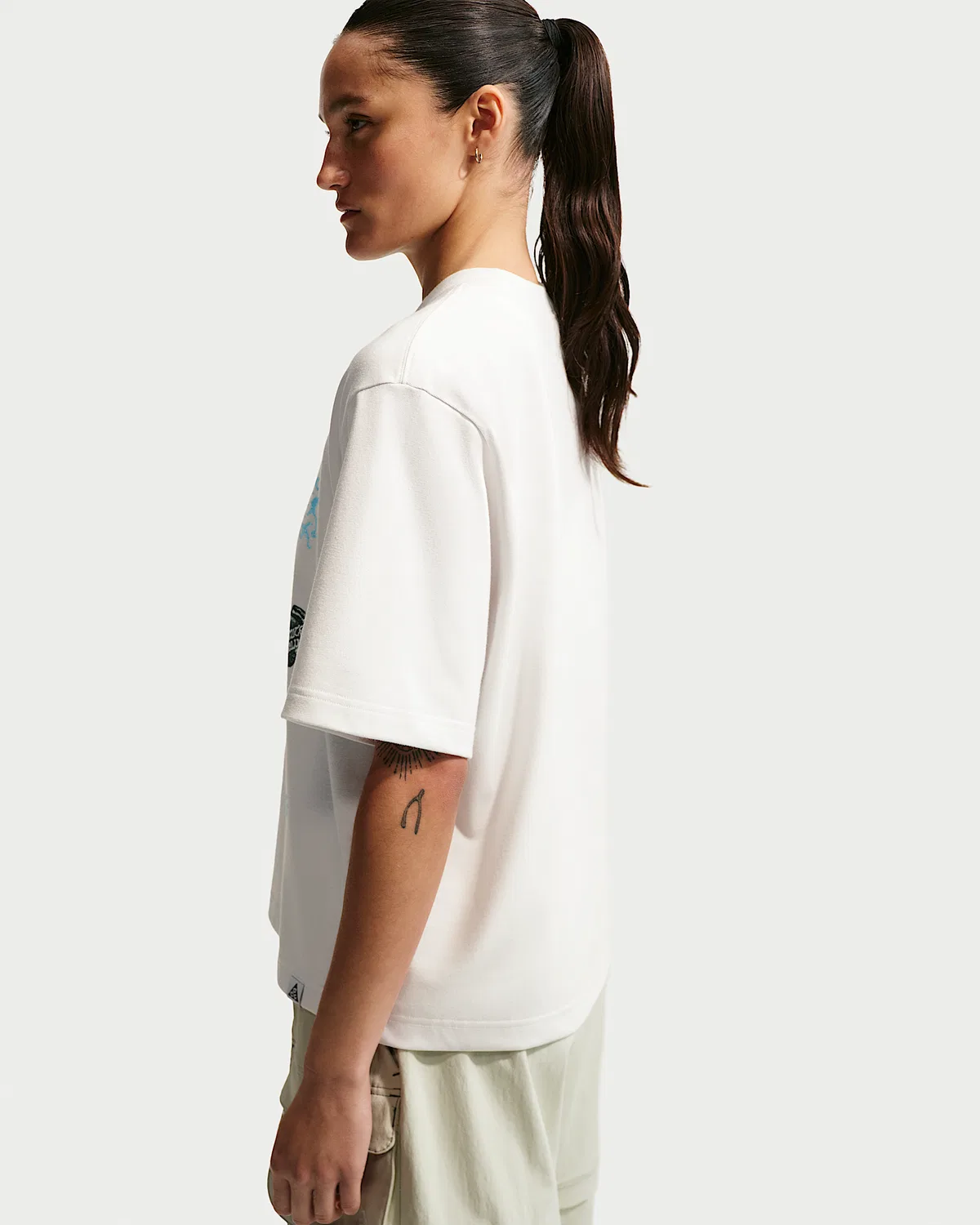 Женская футболка Dri-FIT Nike ACG, Summit White — фото 2
