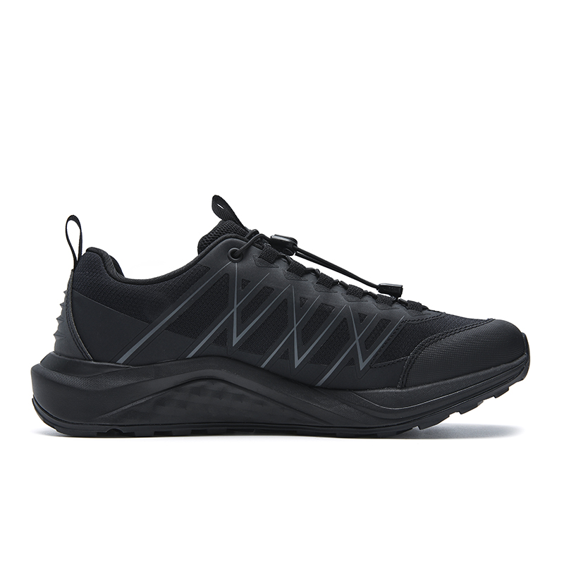 FILA WOLF 2+ Износостойкие и легкие низкие кроссовки для активного отдыха мужские Galloping Horse Black, цвет Galloping Horse Black — фото 2
