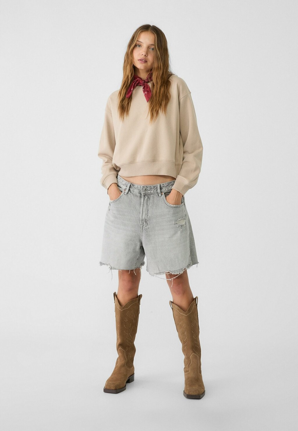 

Толстовка BASIC ROUND NECK Stradivarius, цвет Stone
