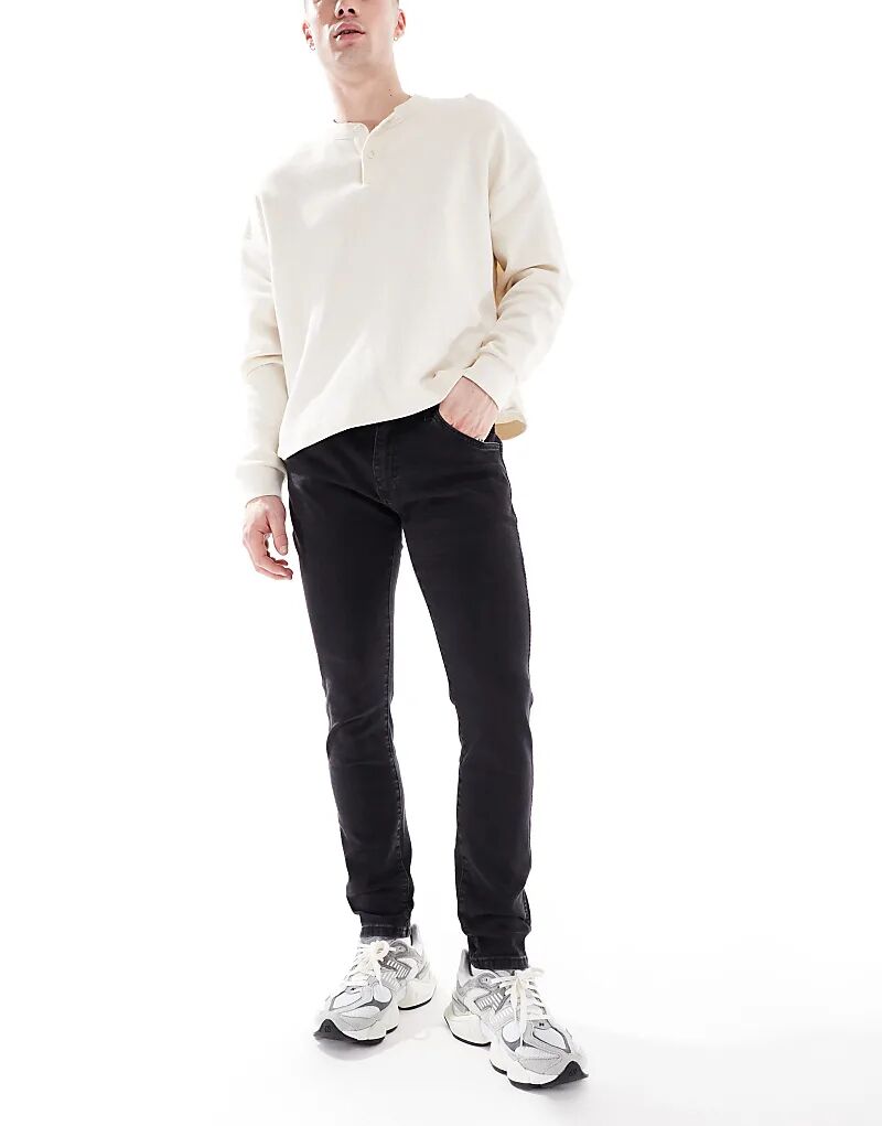 

Джинсы Bryson skinny fit черного цвета Wrangler