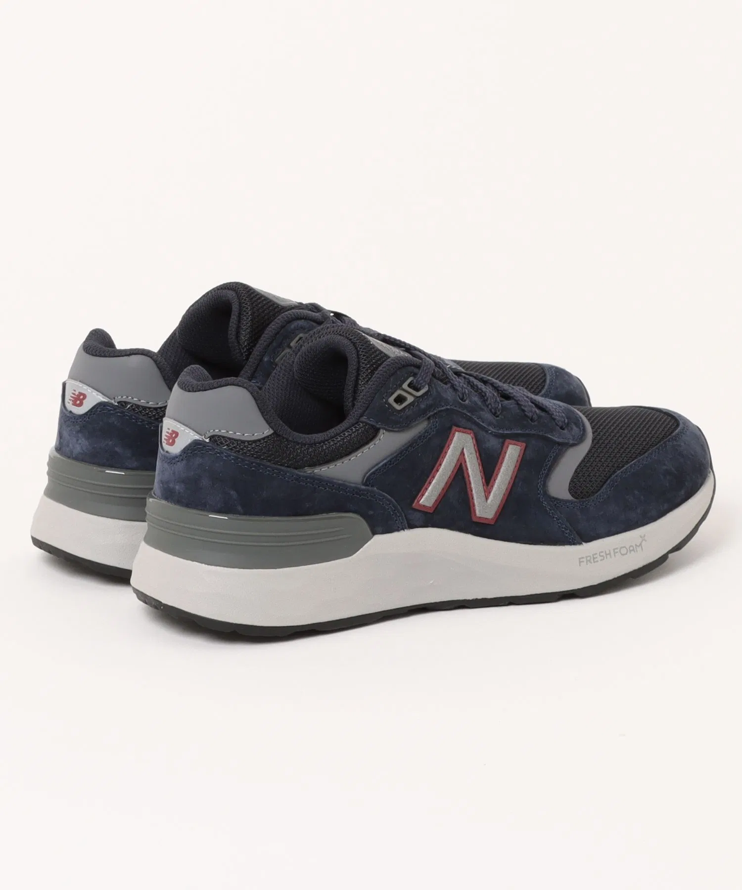 【New Balance】NB MW880BC7 2E Fresh Foam — фото 2