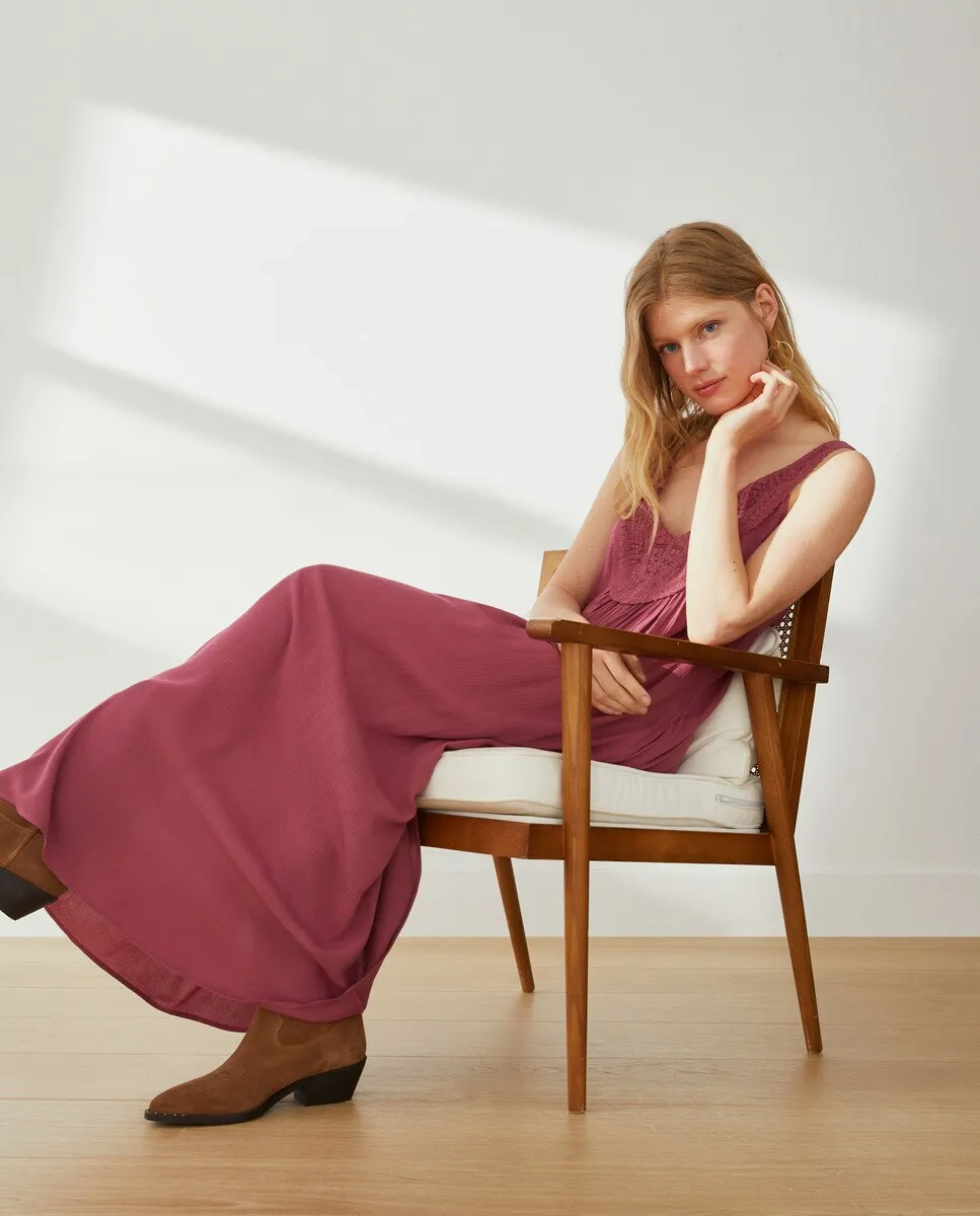 

Длинное платье крючком Southern Cotton, цвет 230 Rosa Oscuro