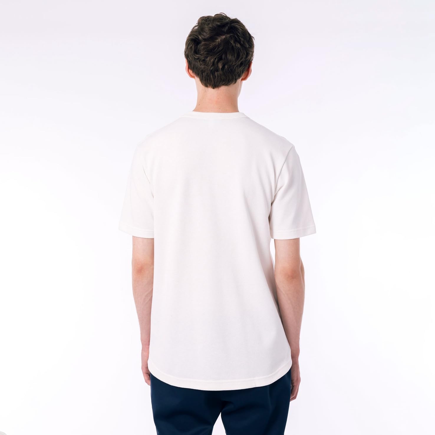 Мужская хлопковая трикотажная футболка Lacoste с коротким рукавом и карманом, белый — фото 2