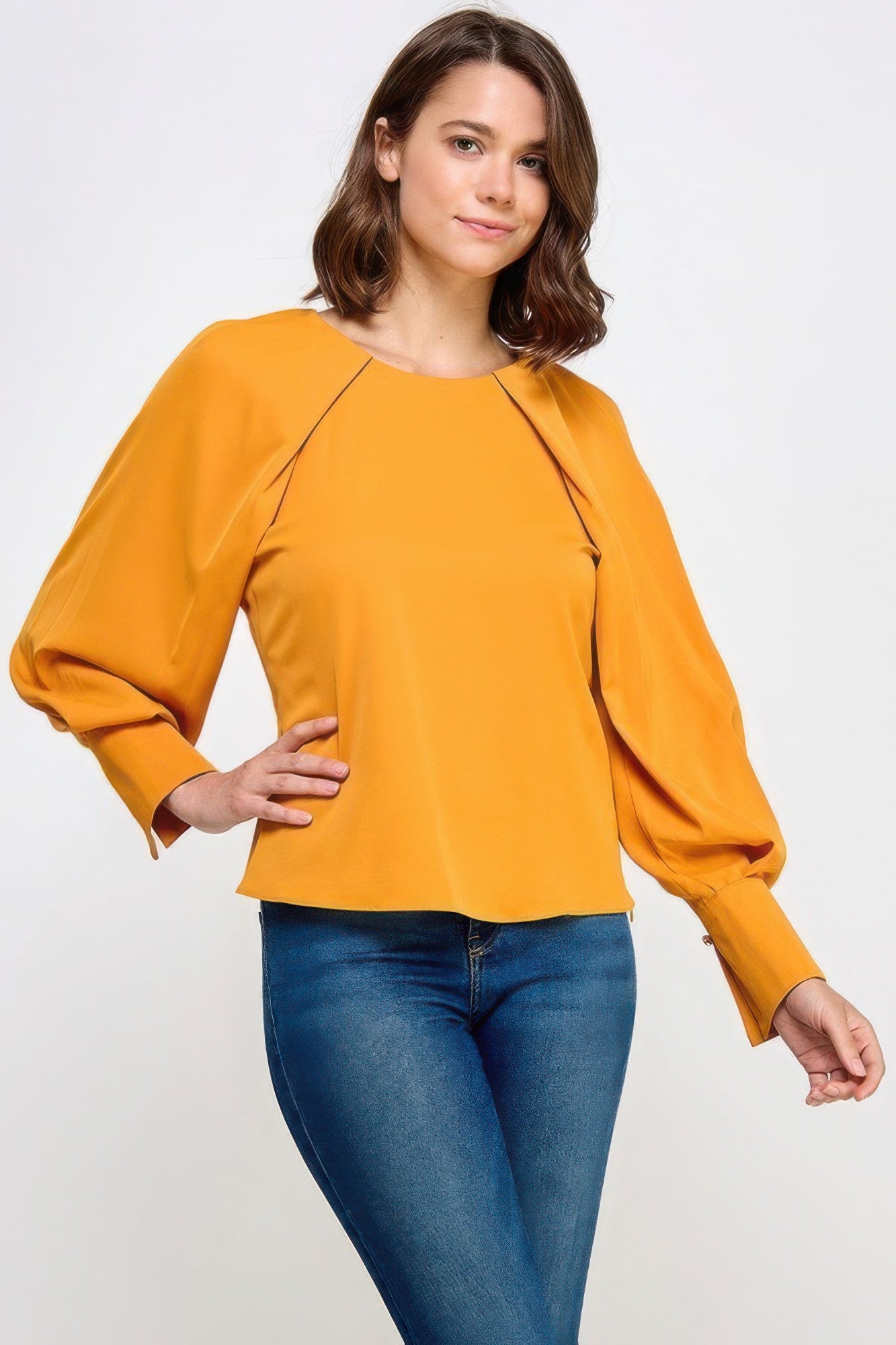 

Топ с длинными рукавами реглан и завязкой на шее сзади FASHNZFAB, цвет mustard