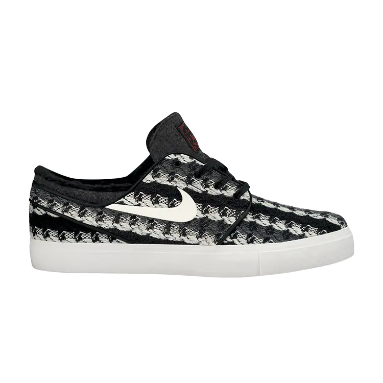 

Кроссовки Nike Stefan Janoski Warmth 'Black Ivory', черный