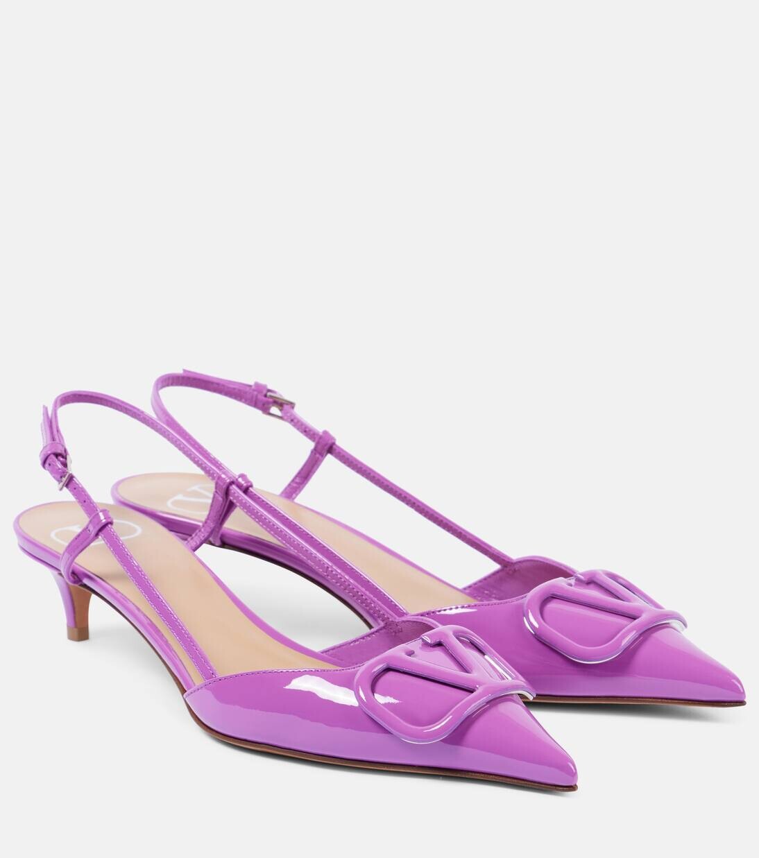 Туфли-лодочки VLogo Signature из лакированной кожи с ремешком на пятке Valentino Garavani, цвет vivid violet