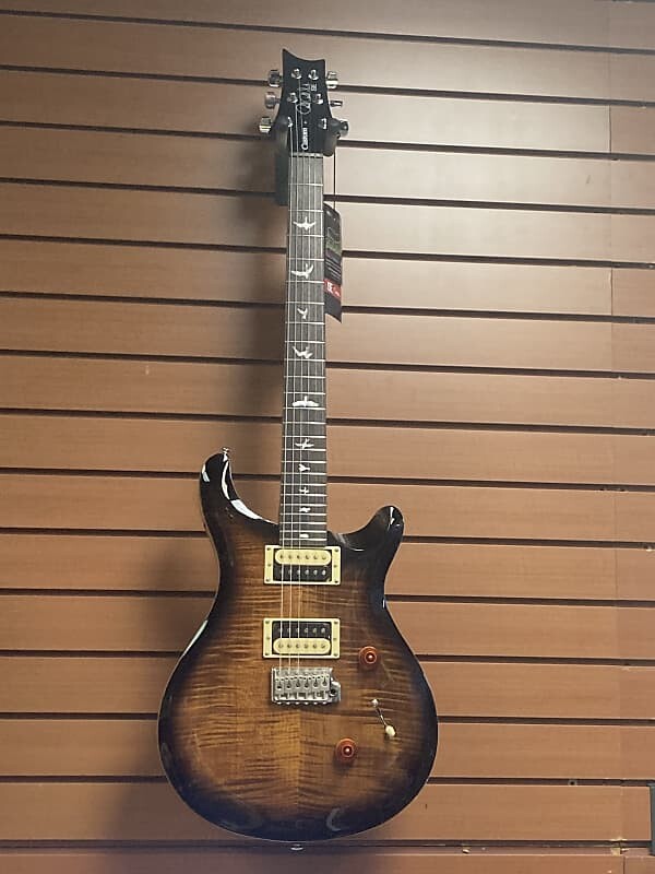 

Электрогитара Paul Reed Smith SE Custom 24 in Black Gold Burst