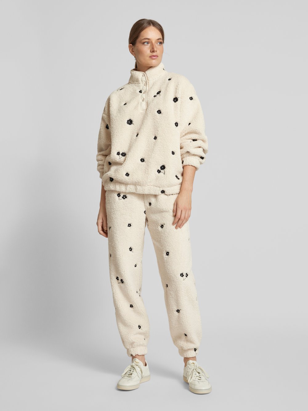 

Меховой свитер Тедди оверсайз Jake*s Casual, экрю