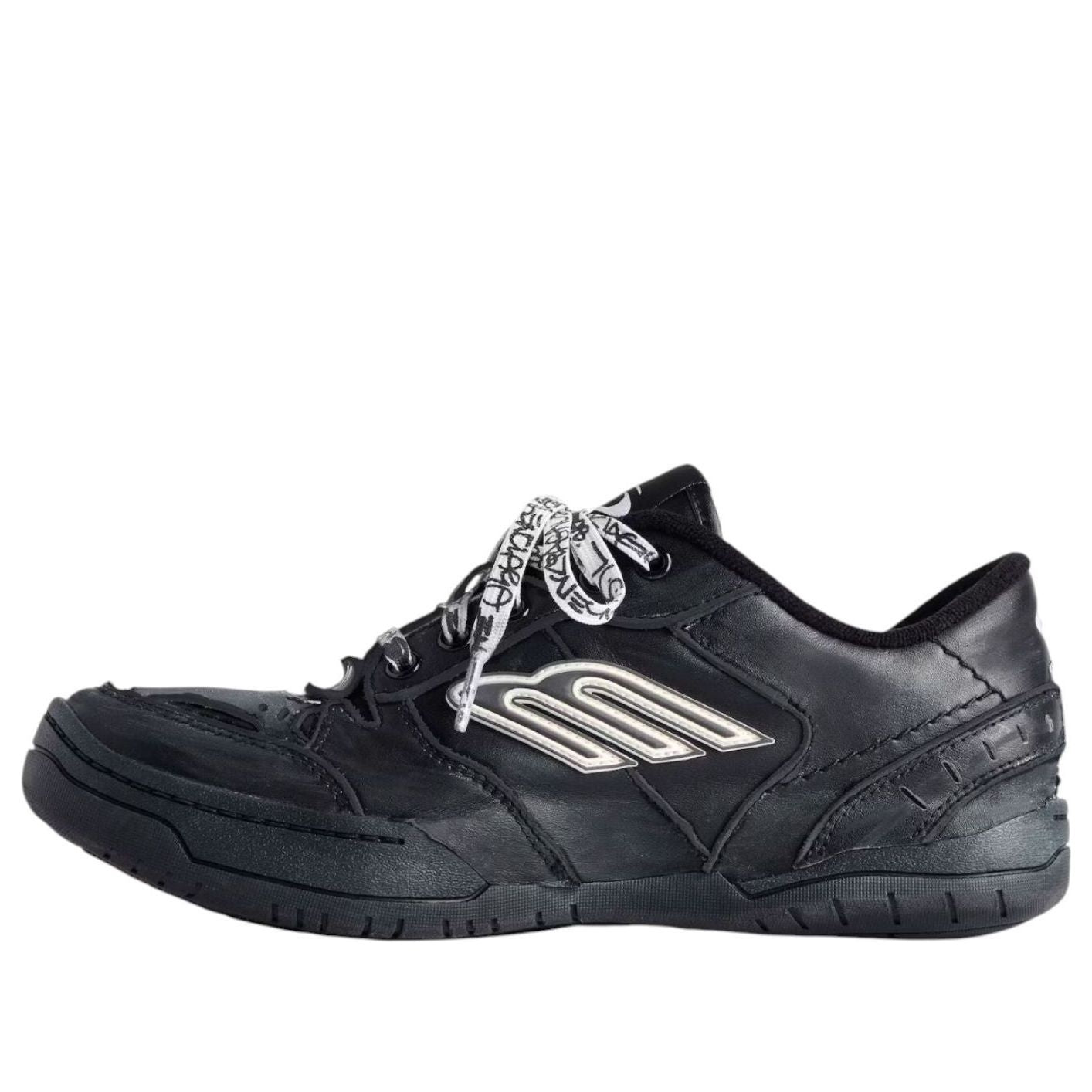 

Balenciaga Hamptons Worn-out "Black"