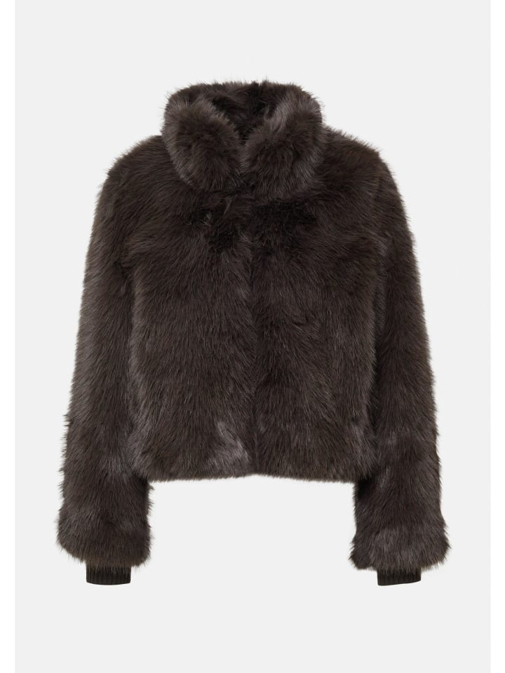 

Куртка для активного отдыха в цвете 8940_коричневый comma