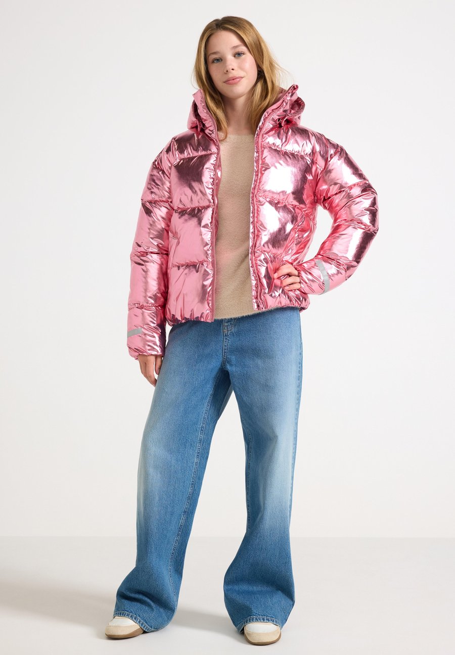 

Зимняя куртка Lindex JACKET PUFFER OILEFFECT, Dusty Pink/Pink