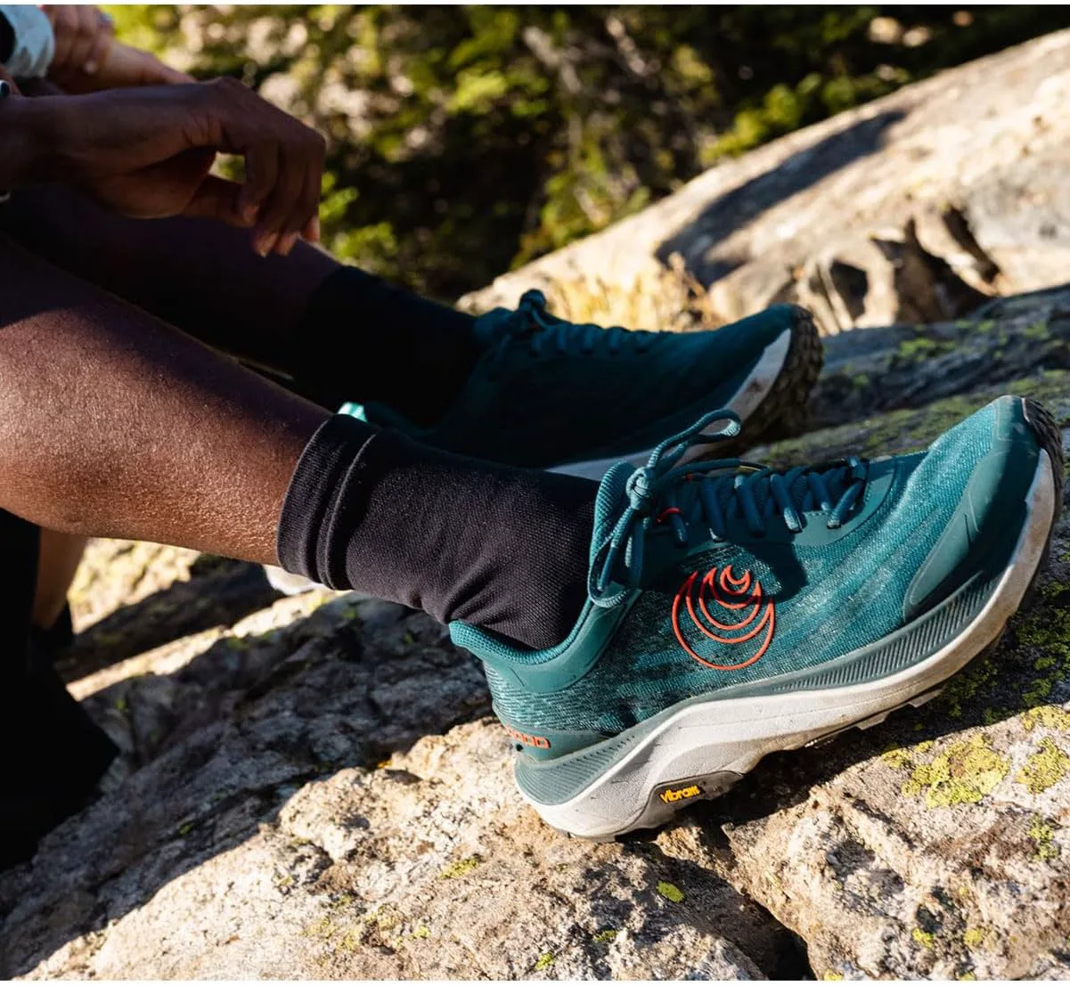 Мужские кроссовки Topo Athletic Ultraventure 4 с комфортной амортизацией, прочные, с перепадом пятки 5 мм для трейлового бега, спортивная обувь для бега по пересеченной местности, оранжевый — фото 4