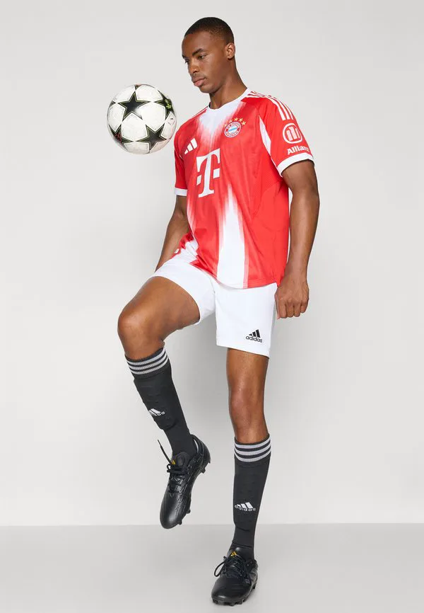 Домашняя аутентичная футболка фк бавария сезона 2025/2026. Adidas Performance, Red — фото 4