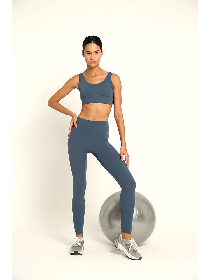 

Onamaste Тренировочные леггинсы "Mantra" темно-синего цвета