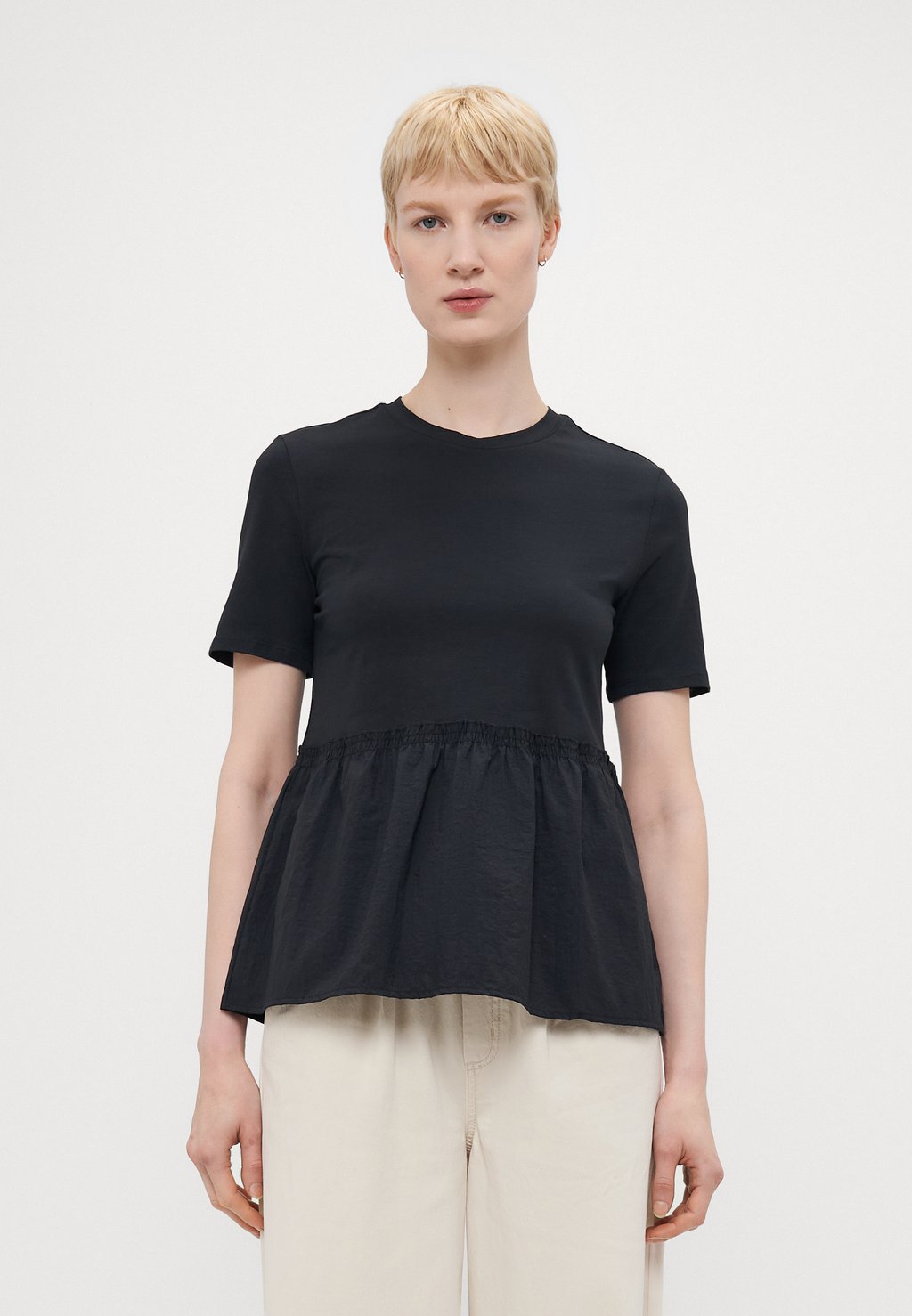 

Футболка с принтом ONLLIA O NECK MIX ONLY Tall, черный
