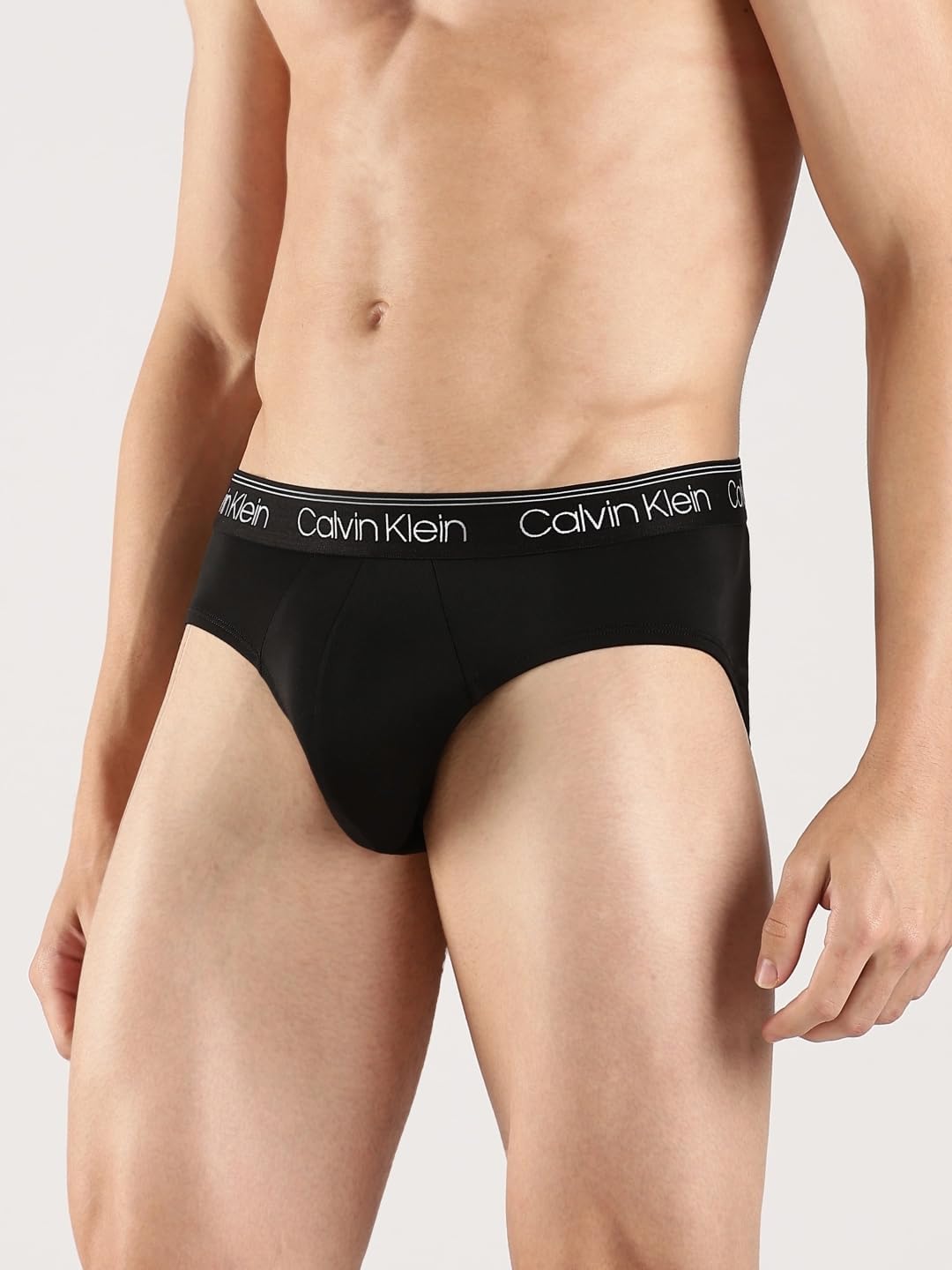 Комплект из 3 мужских трусов-брифов Calvin Klein Micro Stretch, 3 Black — фото 4