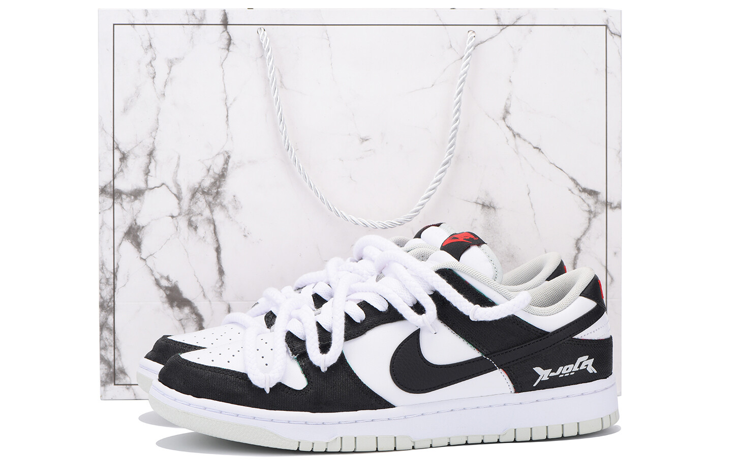 

Кроссовки Nike Dunk Skateboarding Shoes Men Low-top White/black, черный/белый
