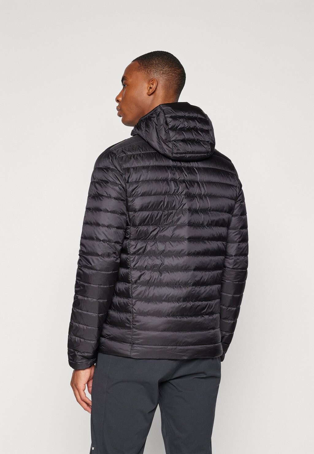 

Пуховик JACKET INSULATED X-ALP PACKABLE ODLO, черный