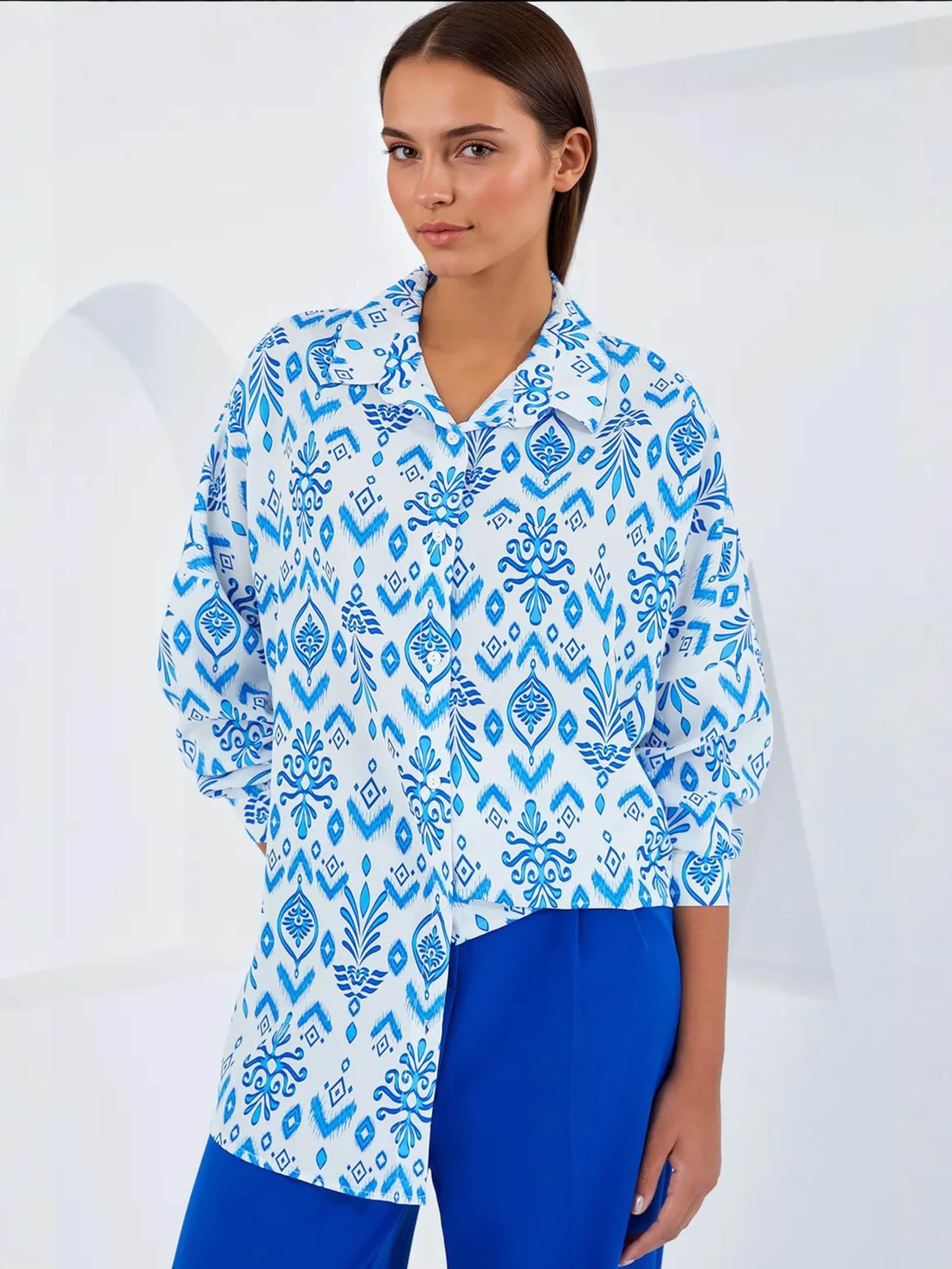 

Bigdart Блузка в небесно-голубом цвете