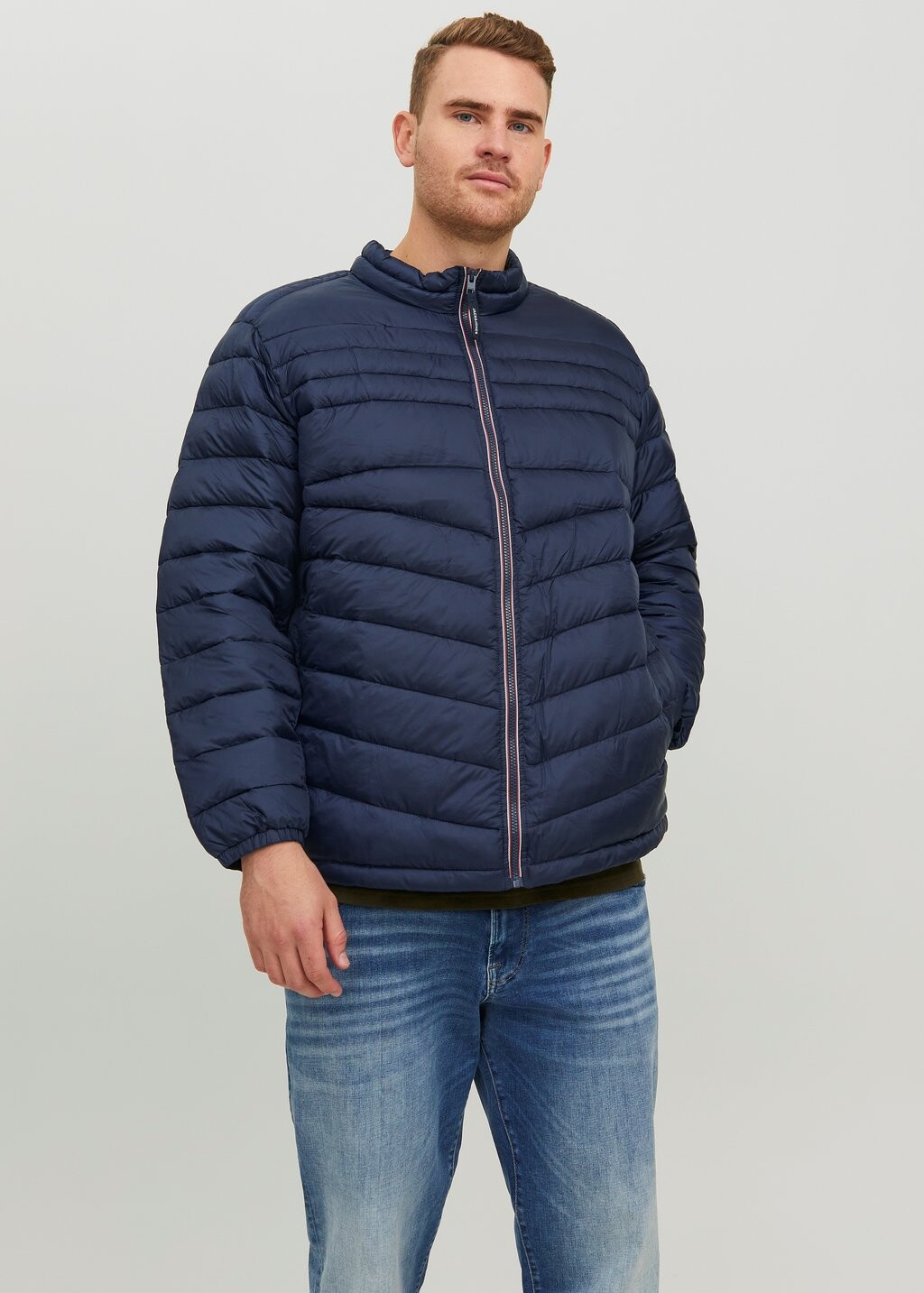 

Повседневное платье Jack & Jones JJEHERO PUFFER COLLAR, цвет navy blazer