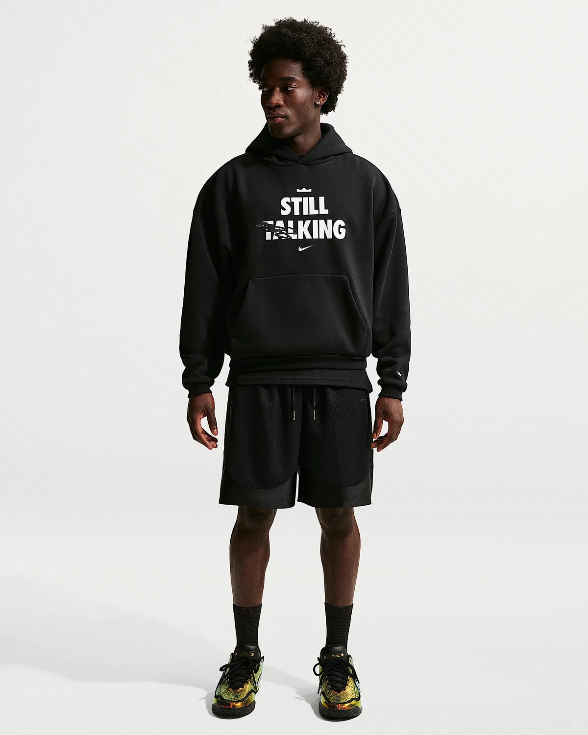 Мужская баскетбольная толстовка Nike Therma-FIT Brushed Pullover LeBron "Shut Up and Dribble", Black — фото 4