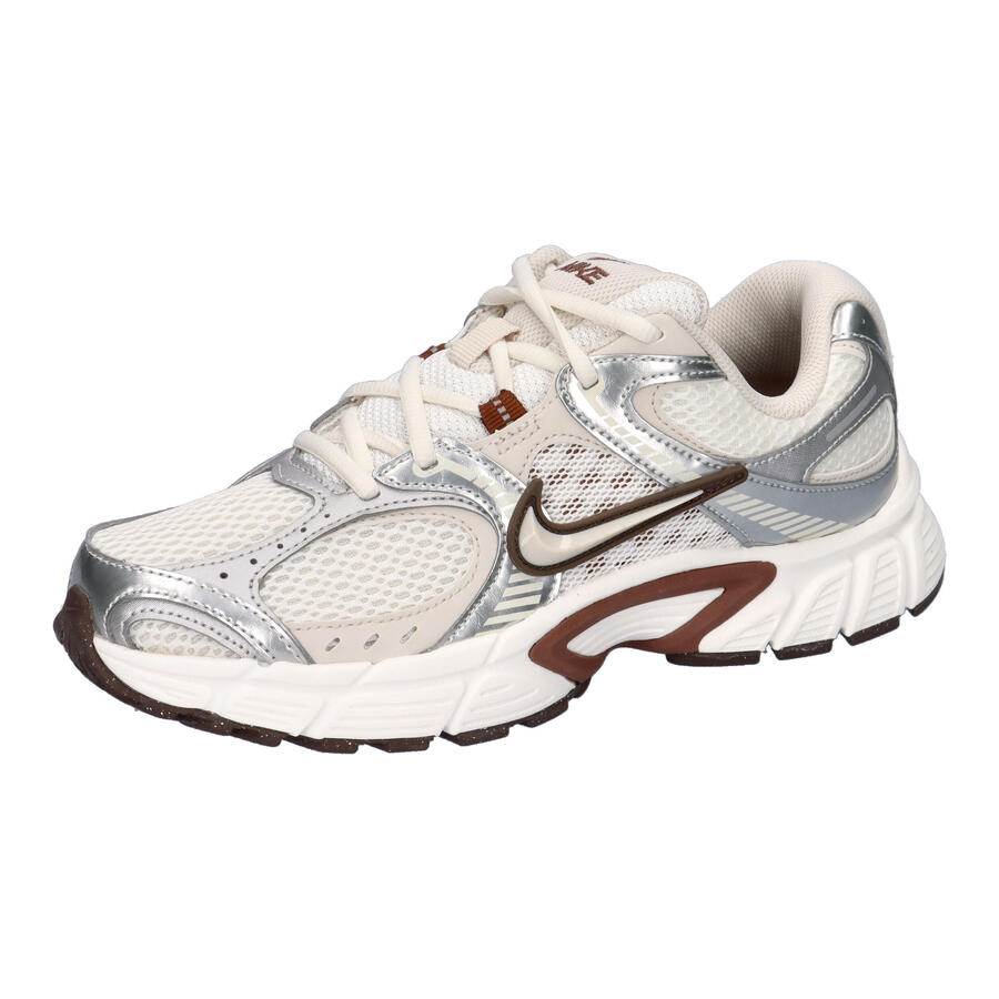Женские кроссовки Nike V5 RNR HQ7901
