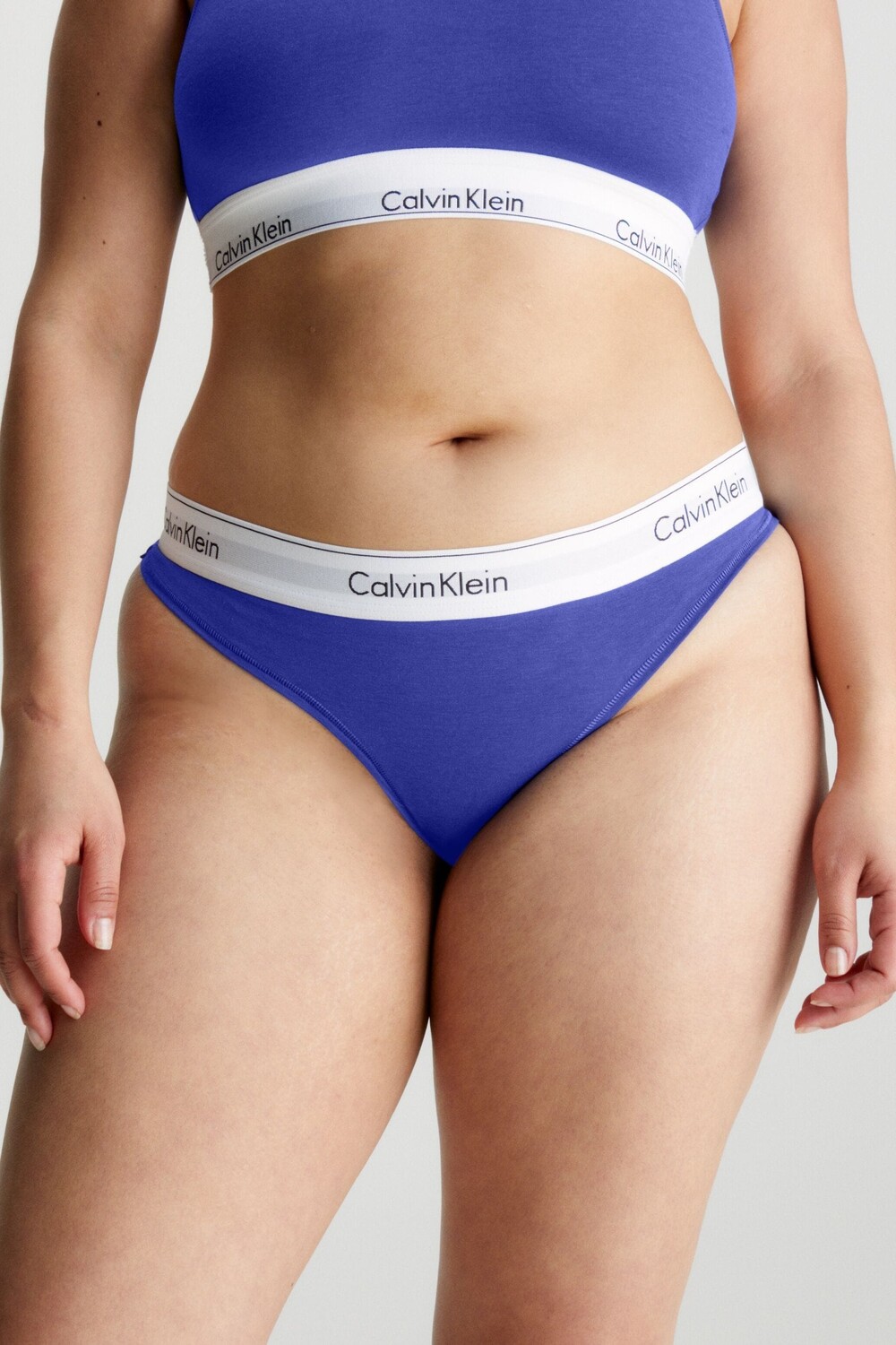 

Современные хлопковые стринги Calvin Klein, синий