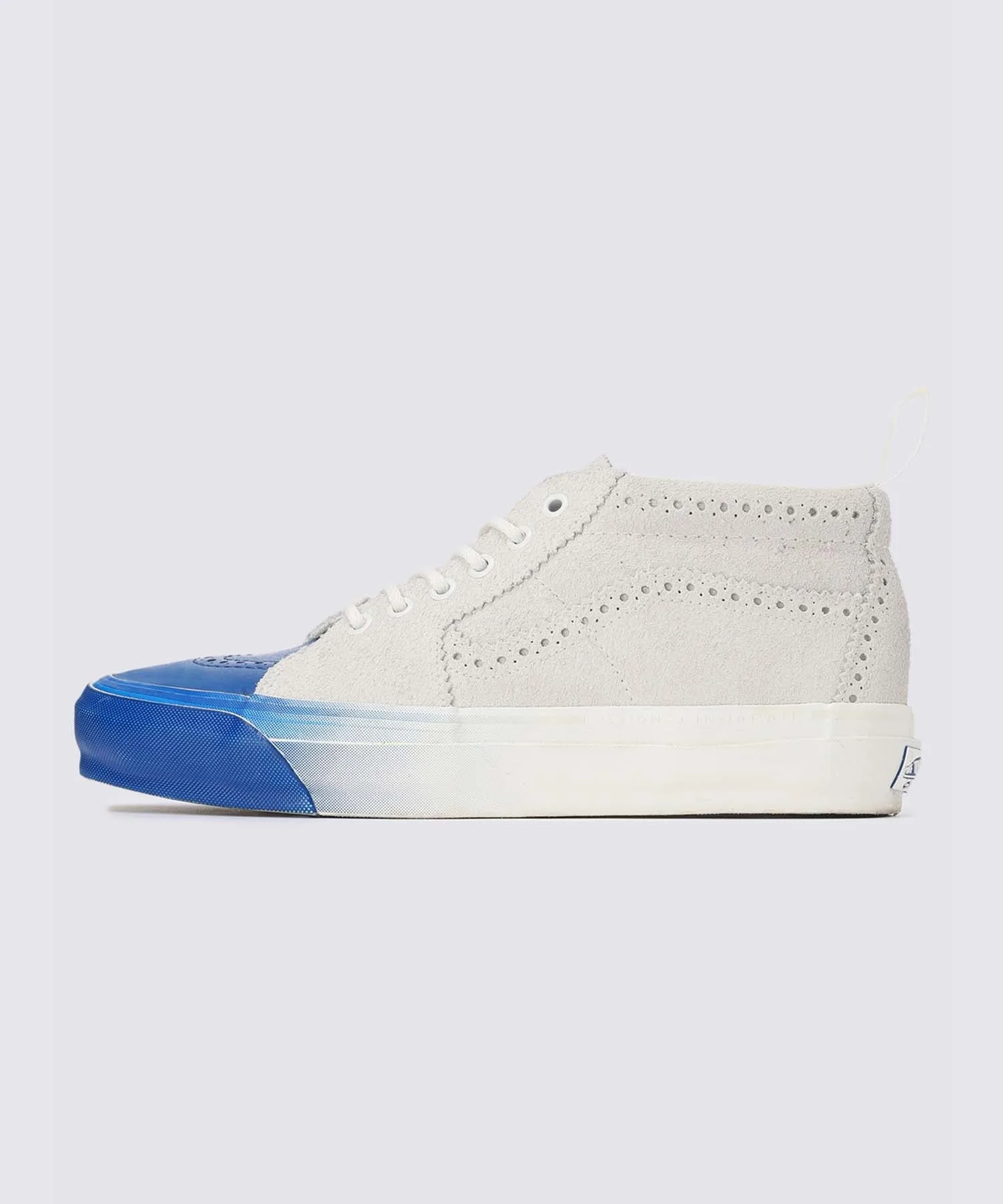 Унисекс кеды-хайтопы из натуральной кожи VANS VARSITY Sk8-Mid Reissue Brogue Off-white